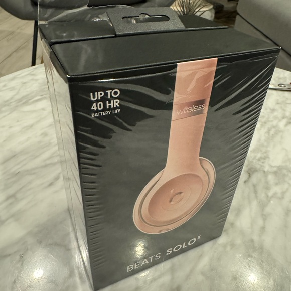 Beats by DRE - Picture 8 of 9